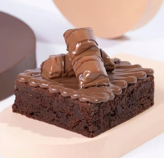 Kinder Bueno Bliss Brownie