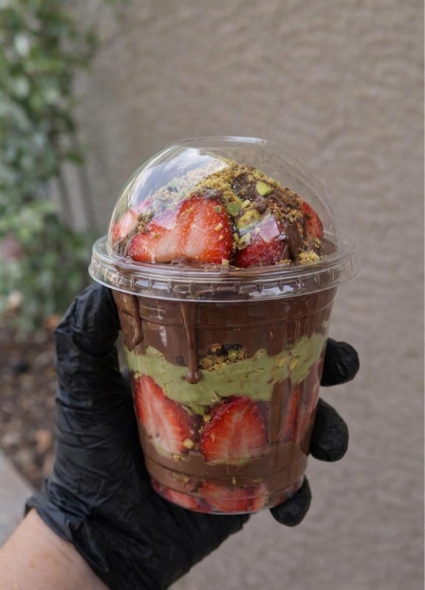 Mini Dubai Chocolate Cup (9oz)